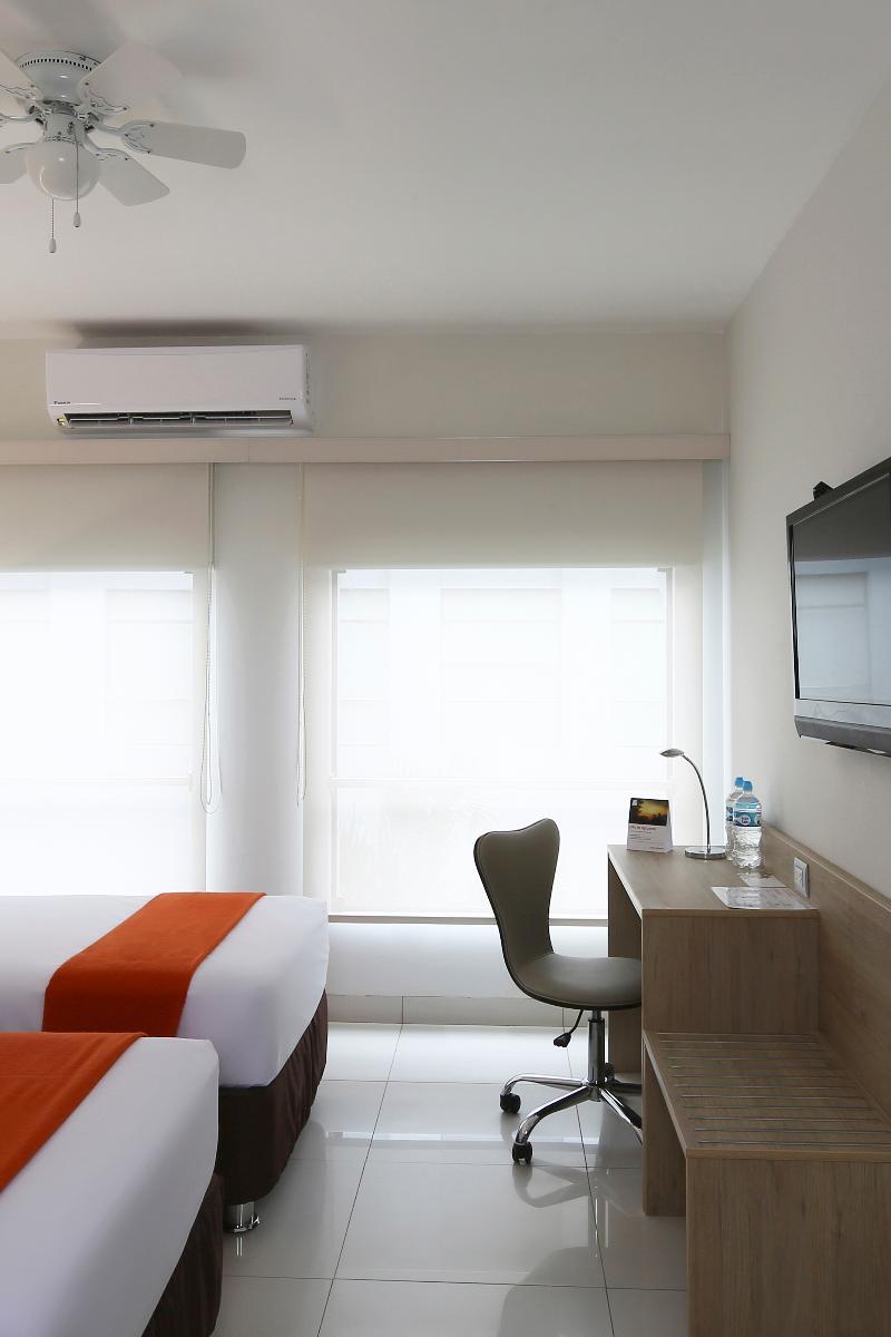 Casa Andina Standard Piura Hotell Exteriör bild